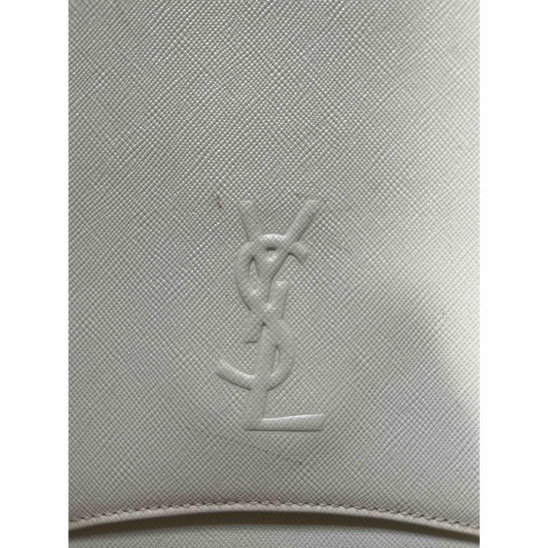 Yves Saint Laurent(イヴサンローラン)のイヴ・サンローラン　クラッチ レディースのバッグ(クラッチバッグ)の商品写真