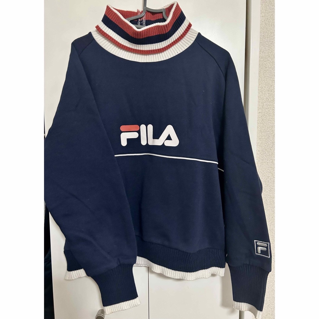 FILA(フィラ)のFILA 裏起毛　トレーナー　トップス レディースのトップス(トレーナー/スウェット)の商品写真