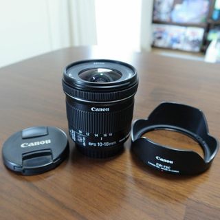 キヤノン(Canon)のEF-S10-18mm F4.5-5.6 IS STM 純正フード付属(レンズ(ズーム))