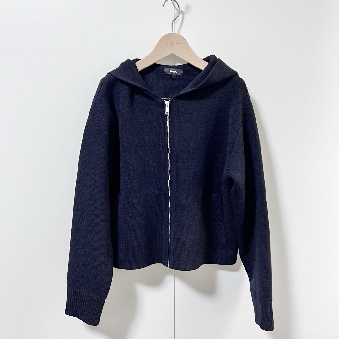 theory(セオリー)のTheory 23AW ニット クロップド丈 ジップアップフーディー レディースのトップス(パーカー)の商品写真