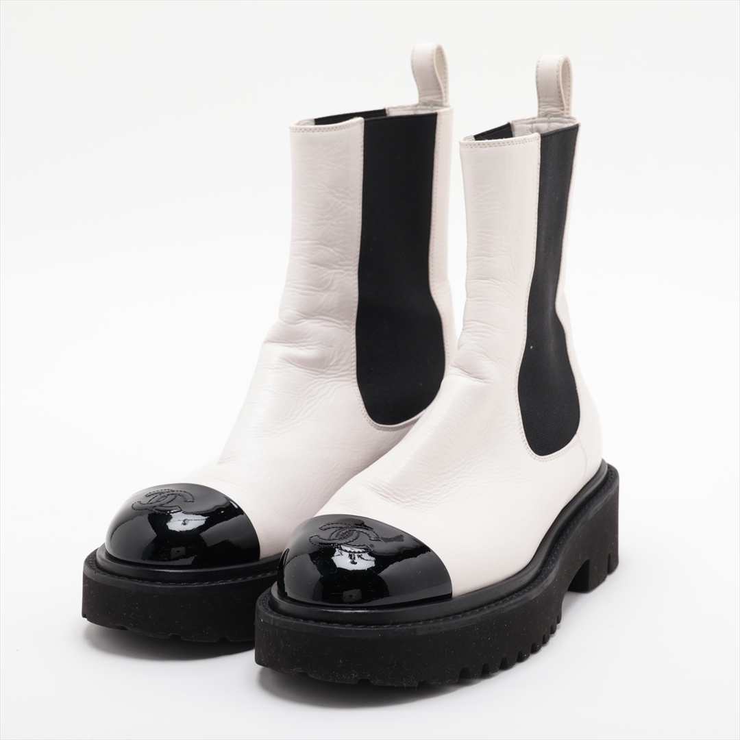 CHANEL - シャネル ココマーク レザー×パテント 37 ホワイト レディース ブーツ