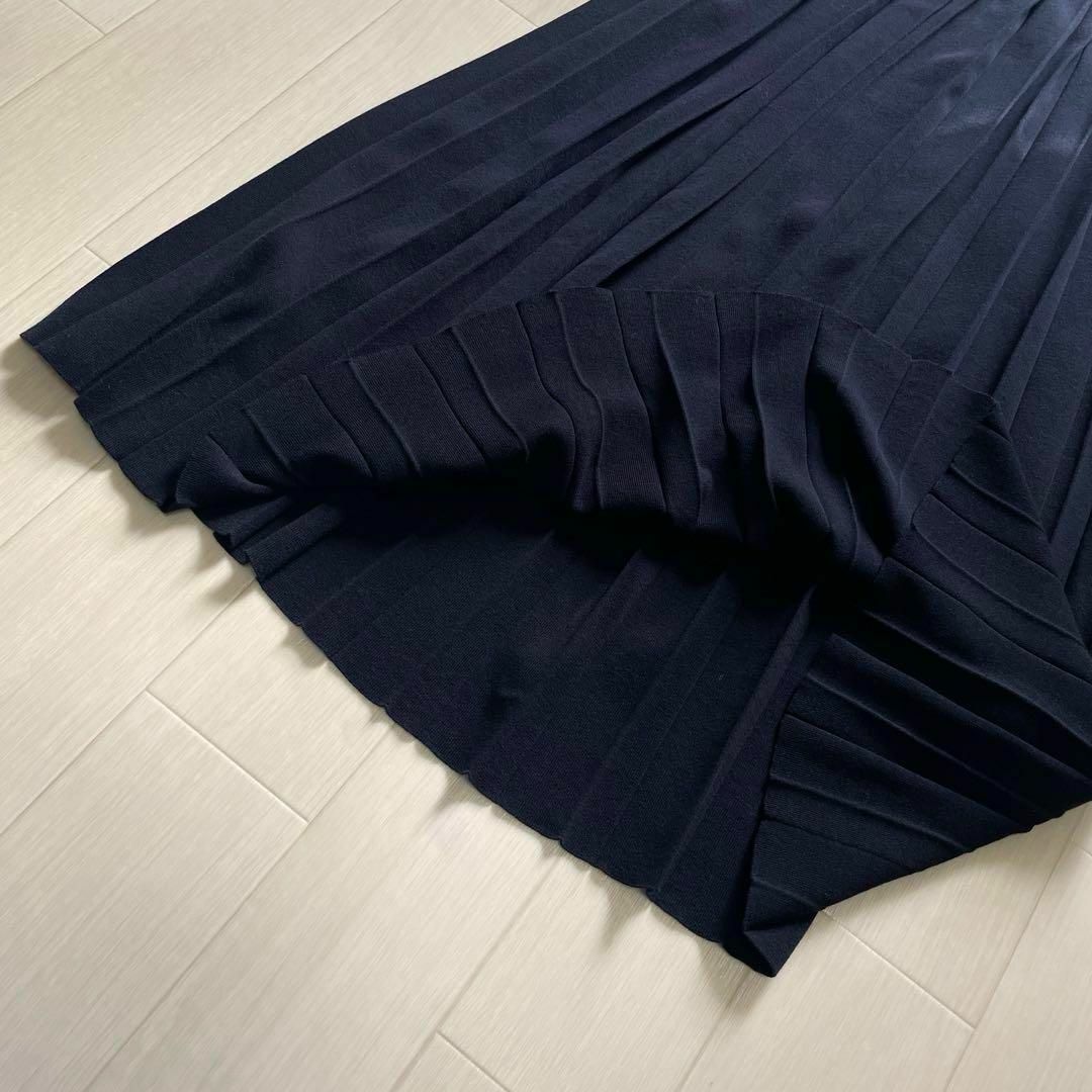 ENFOLD(エンフォルド)のENFOLD エンフォルド プリーツ スカート 38 M ダークネイビー レディースのスカート(ロングスカート)の商品写真