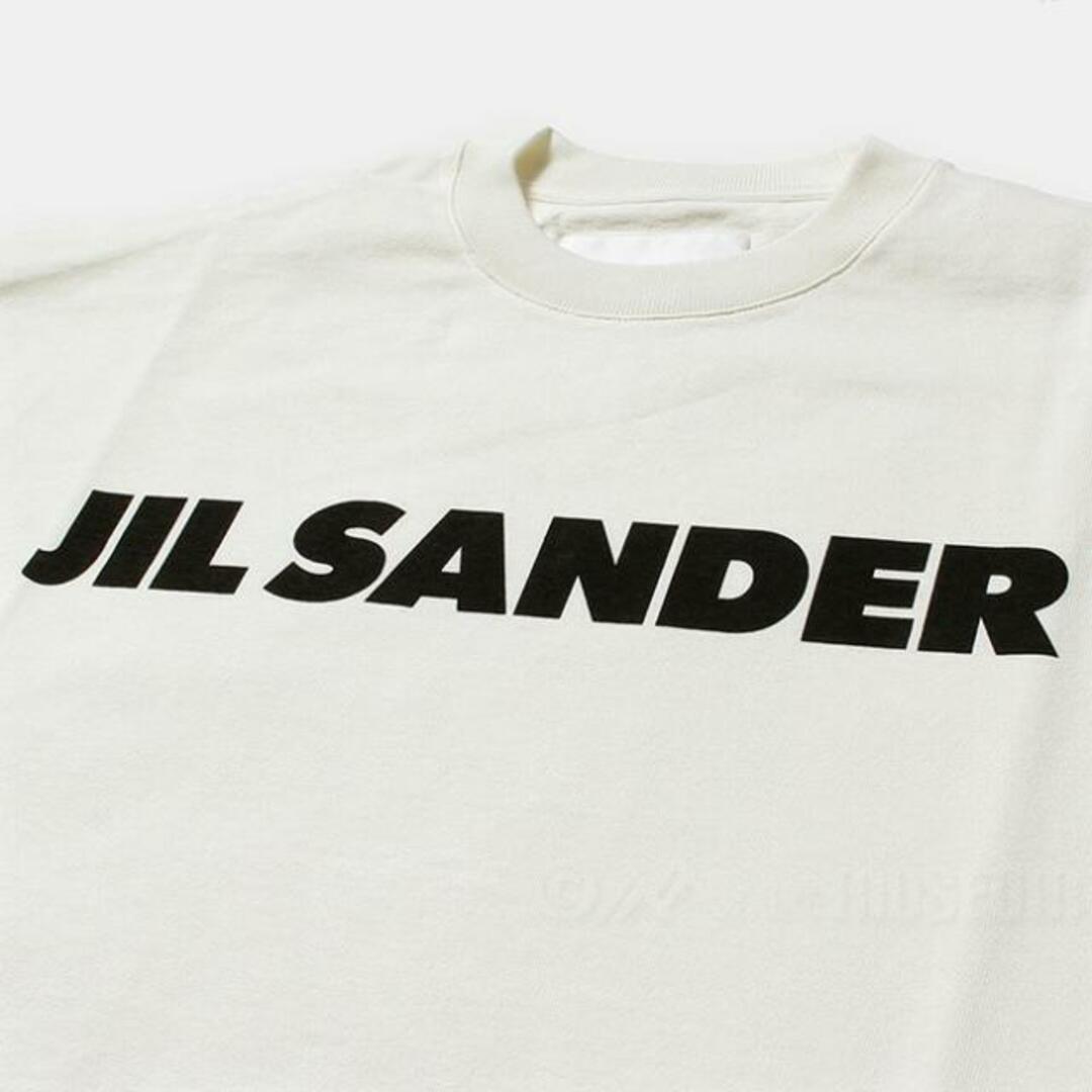 Jil Sander(ジルサンダー)の【新品未使用】 JIL SANDER ジルサンダー ロゴTシャツ メンズ ワイドシルエット コットンジャージー  半袖 J21GC0001J45148 【XL/PORCELAIN】 メンズのトップス(Tシャツ/カットソー(半袖/袖なし))の商品写真