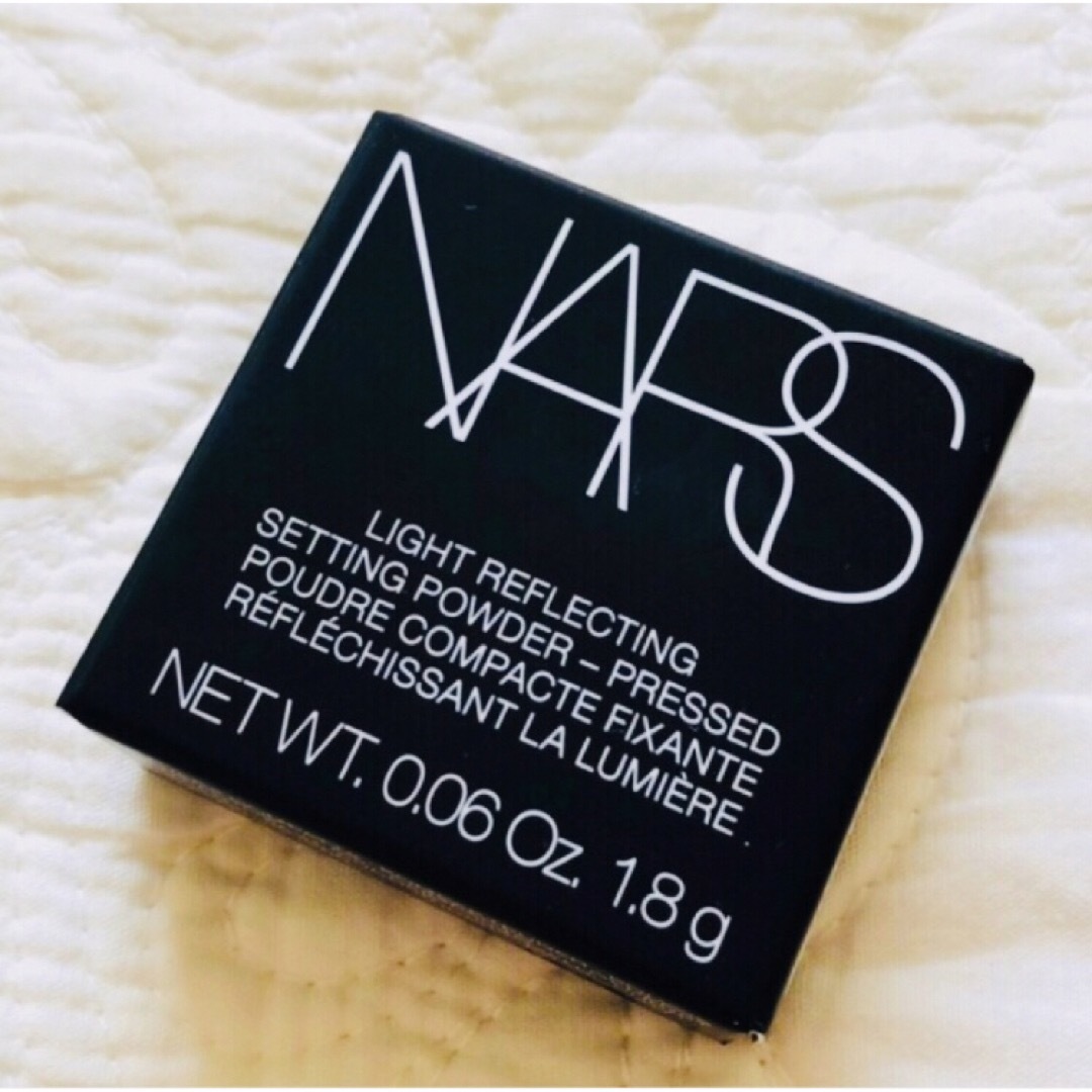 NARS(ナーズ)のNARS ライトリフレクティングセッティングパウダープレストN コスメ/美容のベースメイク/化粧品(フェイスパウダー)の商品写真