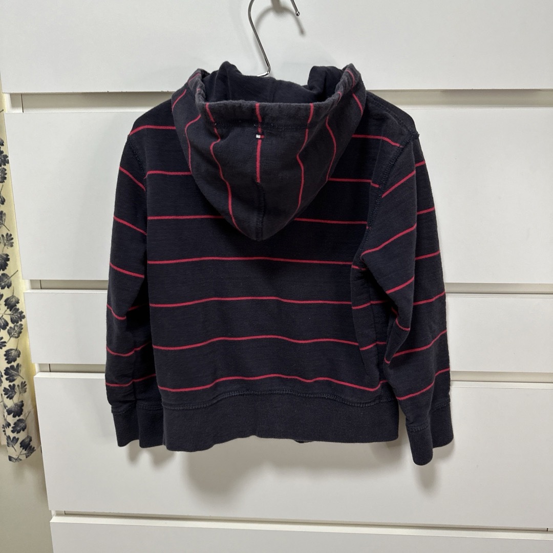 TOMMY HILFIGER(トミーヒルフィガー)のトミーヒルフィガー　TOMMY HILFIGRR  パーカー　ジップアップ キッズ/ベビー/マタニティのキッズ服男の子用(90cm~)(ジャケット/上着)の商品写真