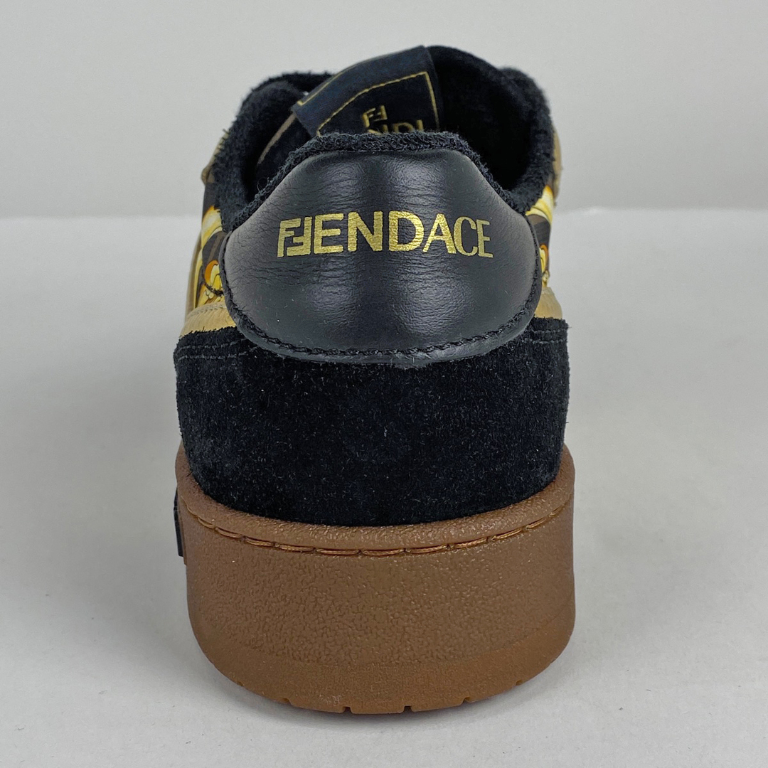 FENDI(フェンディ)の【在庫一掃】 フェンディ マッチ スニーカー メンズ 【中古】 メンズの靴/シューズ(スニーカー)の商品写真