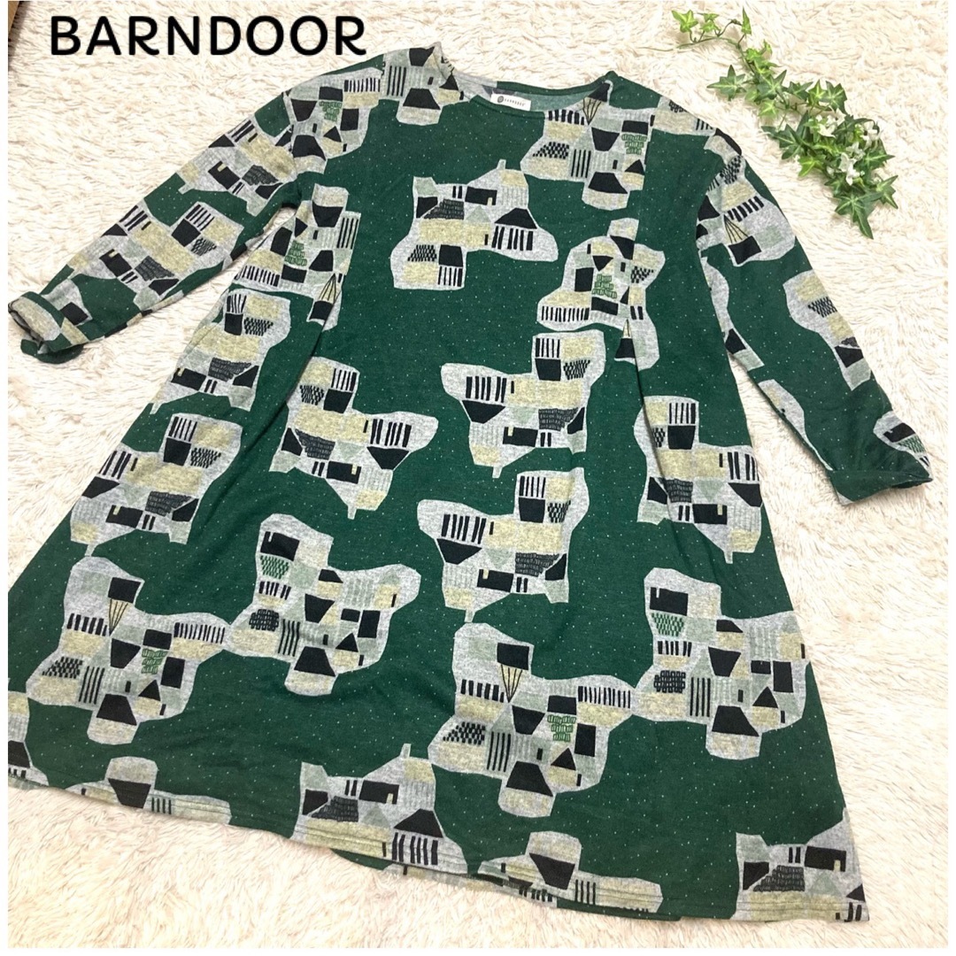 BARNDOOR(バーンドア)のBARNDOOR バーンドア　総柄　チェニックワンピース　M レディースのワンピース(ロングワンピース/マキシワンピース)の商品写真