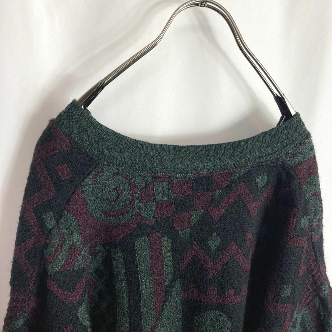 VINTAGE - US古着 Vネック 総柄セーター 民族 アート柄 グリーン VINTAGE - US古着 Vネック 総柄セーター 民族 アート柄 グリーン