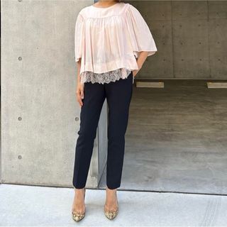 ユナイテッドアローズ(UNITED ARROWS)のCLAUDIE PIERLOT  ピンクレーストップス MA28(シャツ/ブラウス(長袖/七分))