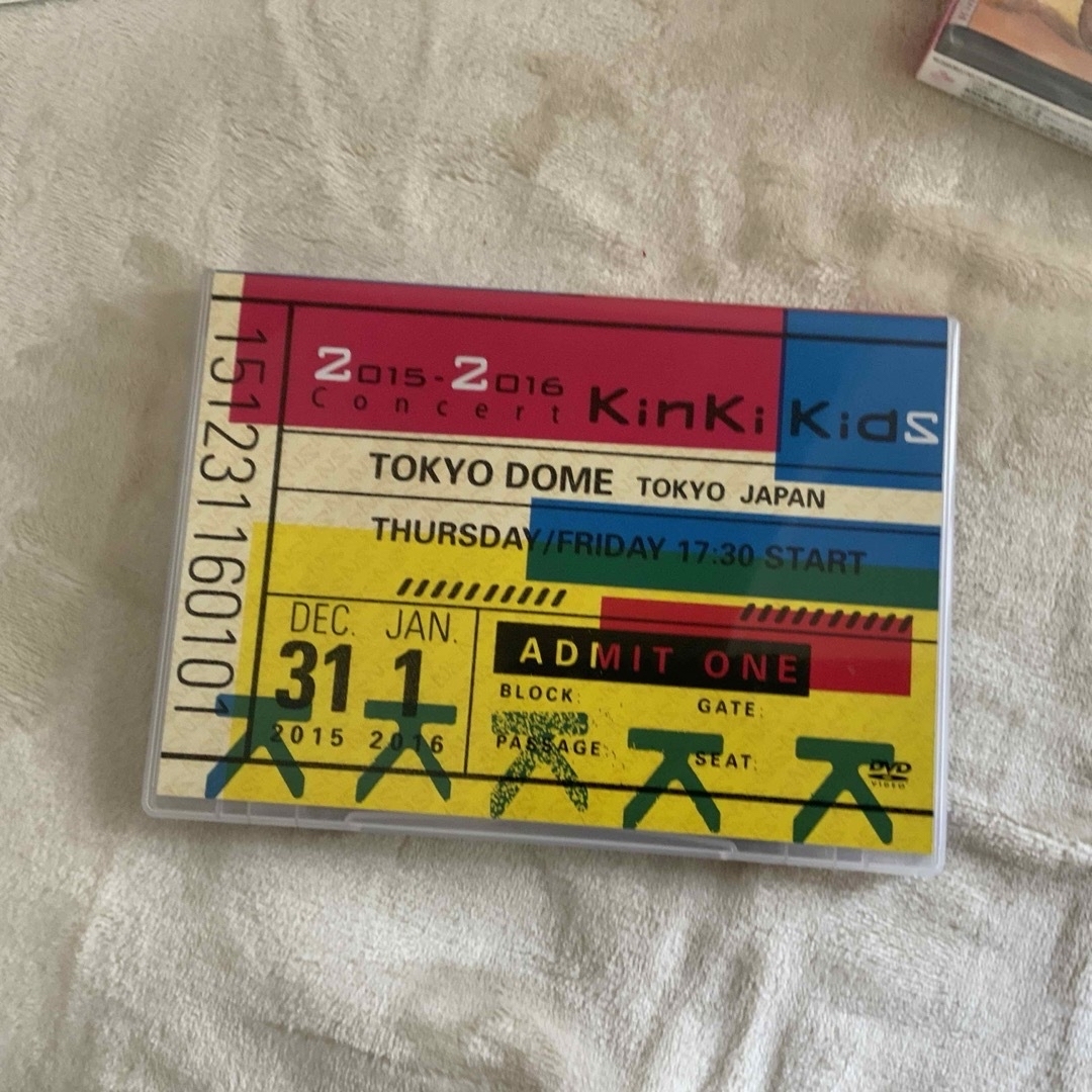 KinKi Kids(キンキキッズ)のKinKi Kids DVD4セットお買い得な逸品　ライブDVD＆ベストDVD エンタメ/ホビーのDVD/ブルーレイ(ミュージック)の商品写真