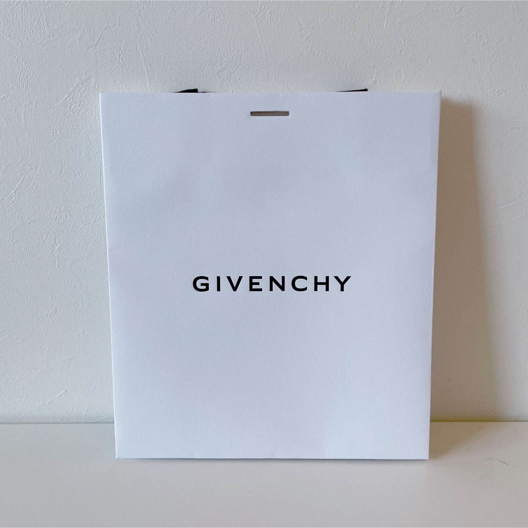 GIVENCHY(ジバンシィ)のGIVENCHY/ラッピング インテリア/住まい/日用品のオフィス用品(ラッピング/包装)の商品写真