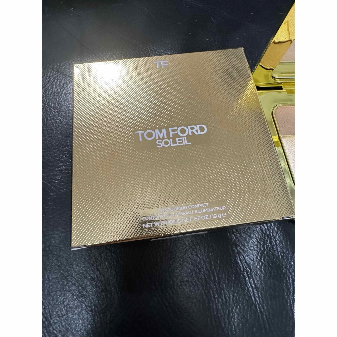 TOM FORD BEAUTY(トムフォードビューティ)のトムフォード ソレイユ コントゥーリング コンパクト コスメ/美容のベースメイク/化粧品(フェイスパウダー)の商品写真