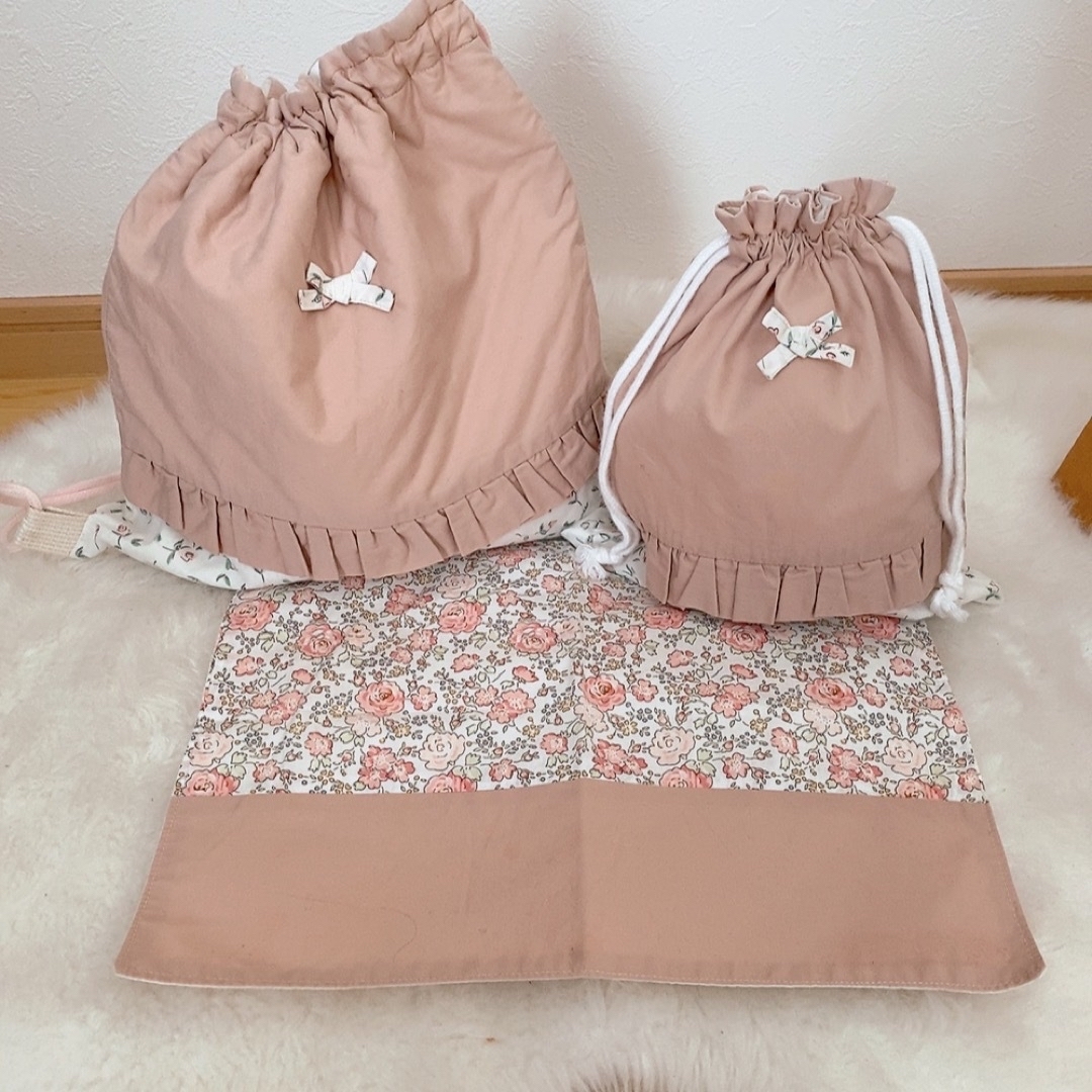 リバティ 入園準備 体操服 巾着 ランチョンマット キッズ/ベビー/マタニティのこども用バッグ(体操着入れ)の商品写真