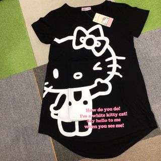 ハローキティ(ハローキティ)のハローキティ　Ｔシャツ　黒(キャラクターグッズ)