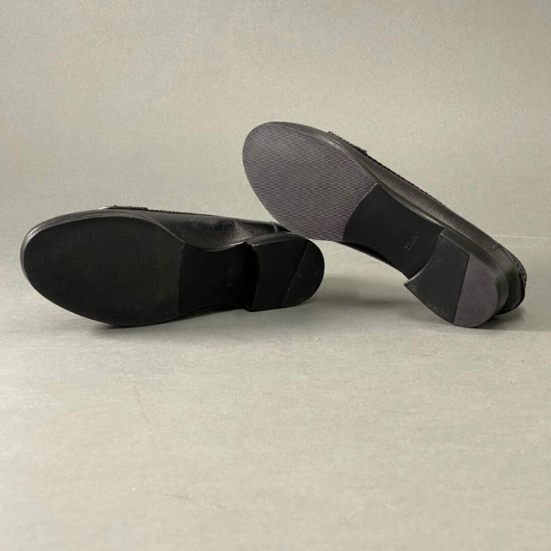 11j14 《極美品》 TORY BURCH トリーバーチ ロゴコイン 11j14 《極美品》 TORY BURCH トリーバーチ ロゴコイン