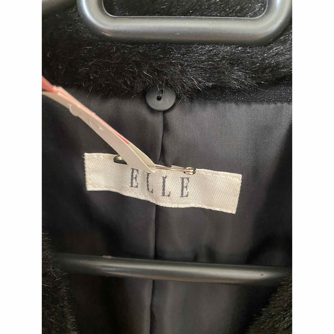 ELLE(エル)のELLE ジャケット　ブラック　ファー取り外し可能　美品 レディースのジャケット/アウター(テーラードジャケット)の商品写真