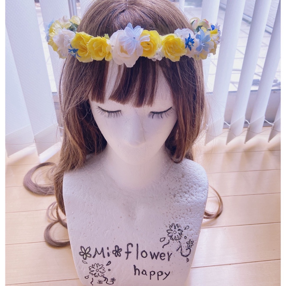花かんむり♡黄色♡♡ 白♡水色 ハンドメイドのウェディング(ヘッドドレス/ドレス)の商品写真