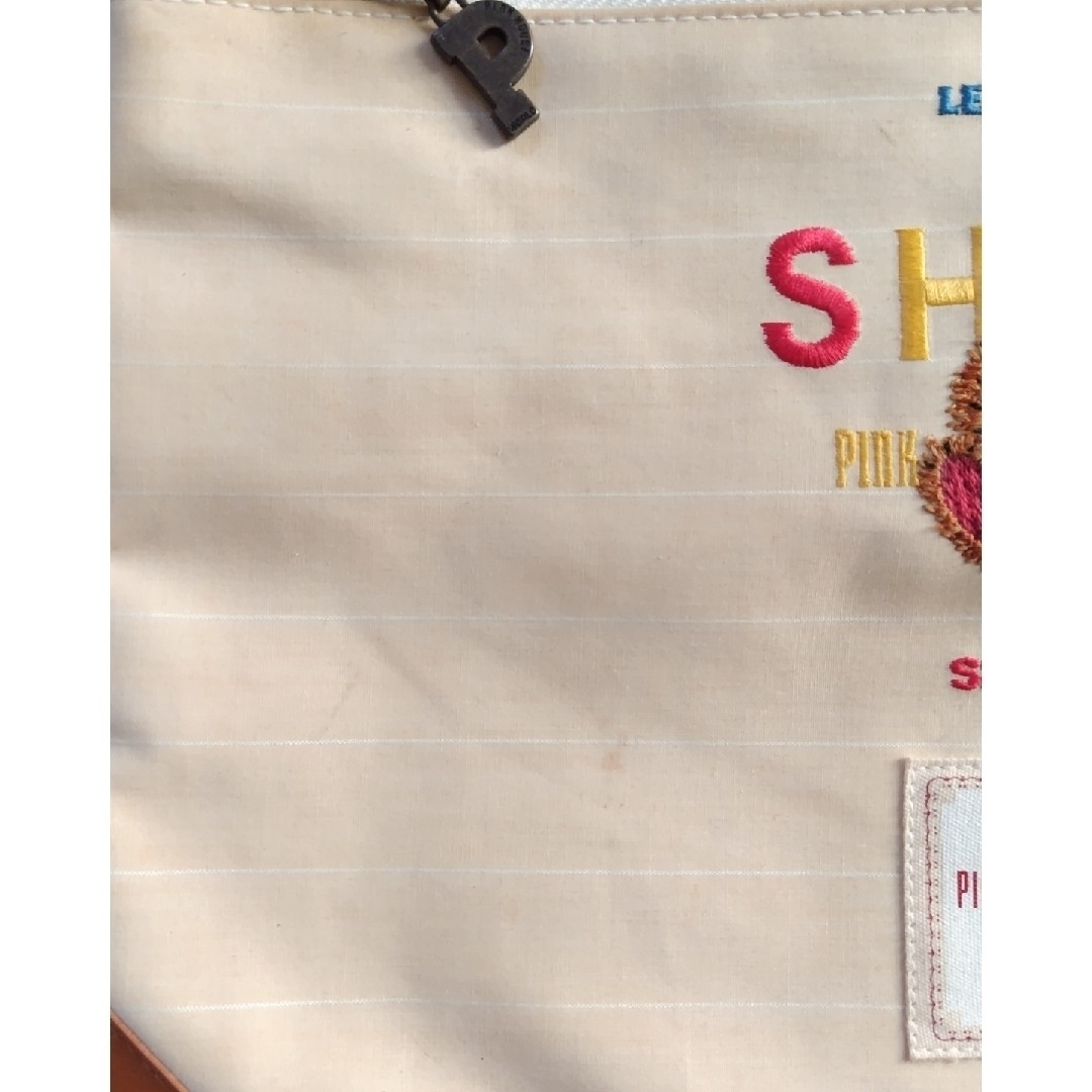 PINK HOUSE(ピンクハウス)のピンクハウス　くまの刺繍のリュック　難有品 レディースのバッグ(リュック/バックパック)の商品写真