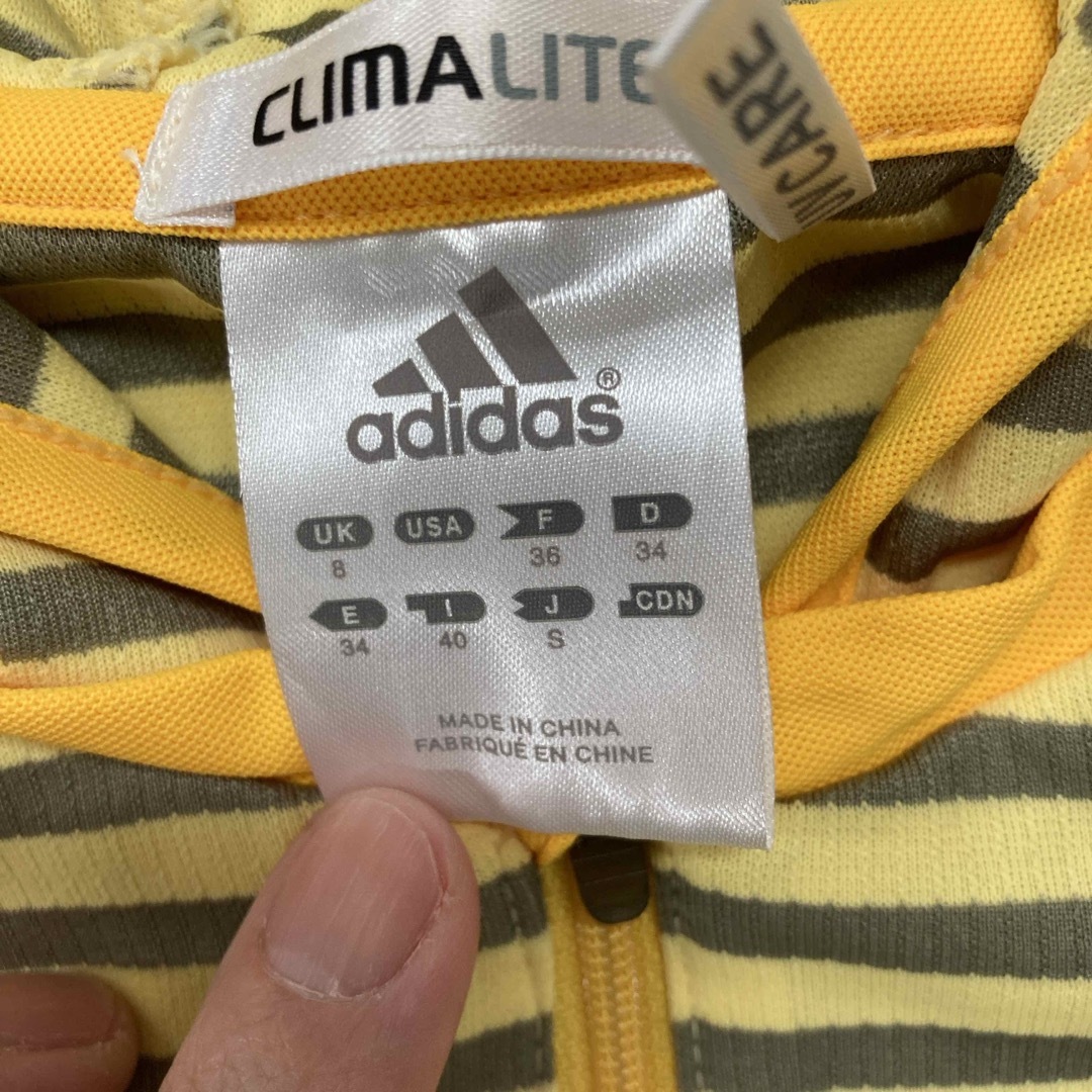 adidas(アディダス)のロングシャツ レディースのトップス(Tシャツ(長袖/七分))の商品写真