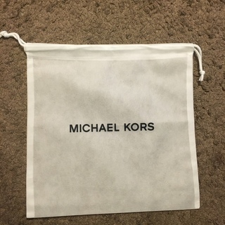 マイケルコース(Michael Kors)のマイケルコース　巾着袋　保存袋　不織布　ホワイト　白　ショッパー　ショップ袋(ショップ袋)