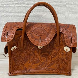 グレースコンチネンタル(GRACE CONTINENTAL)のCarving Tribes カービングバッグ(ハンドバッグ)