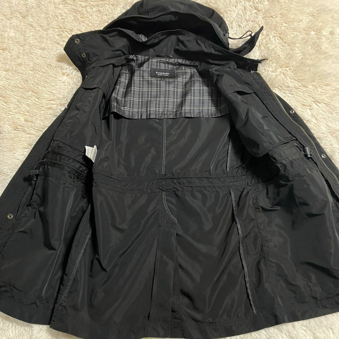 BURBERRY BLACK LABEL(バーバリーブラックレーベル)の【2WAY】BURBERRY BLACK LABEL マウンテンパーカー　M 黒 メンズのジャケット/アウター(マウンテンパーカー)の商品写真