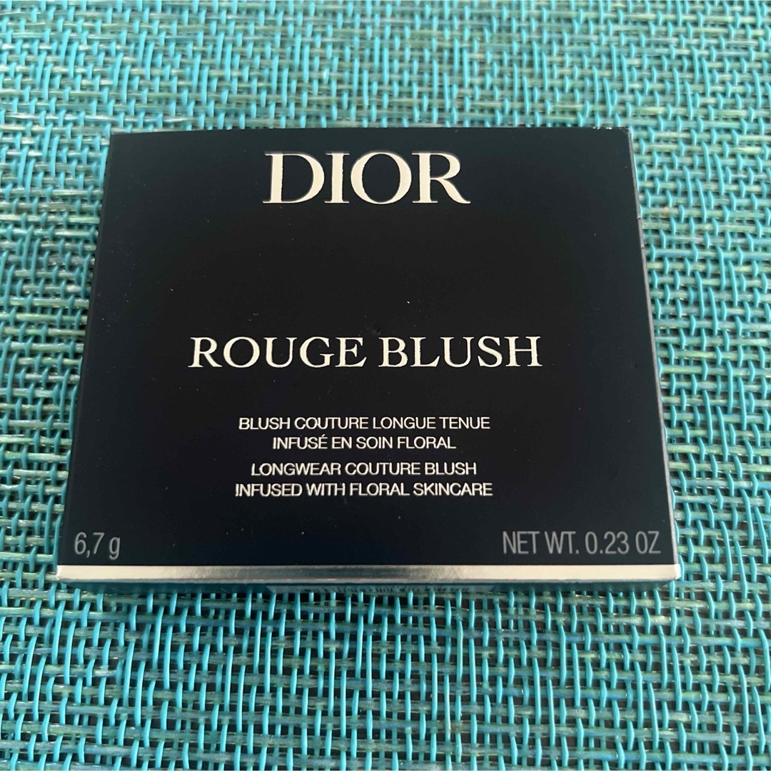 Christian Dior(クリスチャンディオール)のDIORスキンルージュブラッシュ212 コスメ/美容のベースメイク/化粧品(チーク)の商品写真