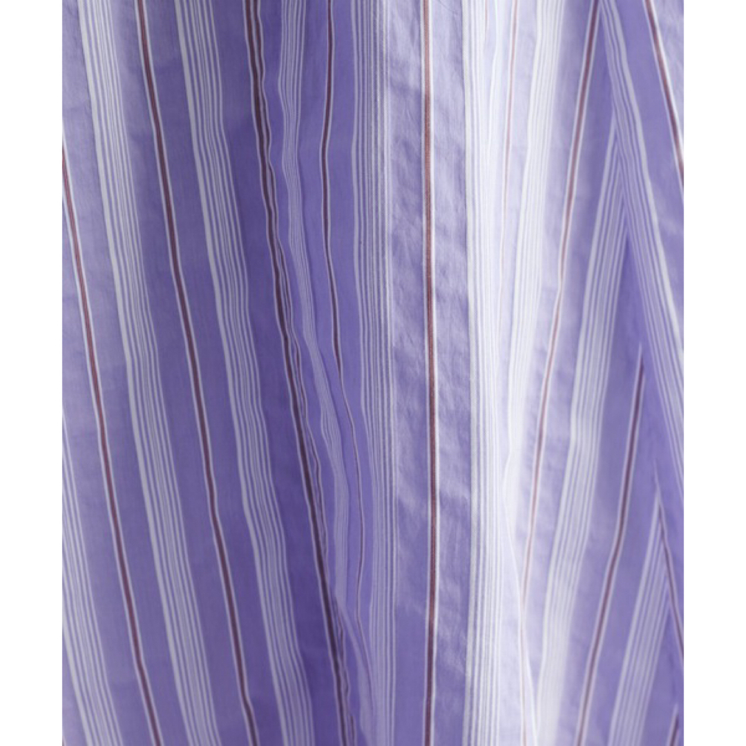 Discoat(ディスコート)のDiscoat ラベンダーストライプフレアロングスカート レディースのスカート(ロングスカート)の商品写真