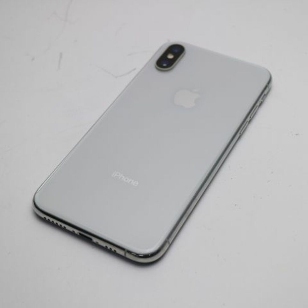 iPhone(アイフォーン)の超美品 SIMフリー iPhoneXS 64GB シルバー 白ロム  スマホ/家電/カメラのスマートフォン/携帯電話(スマートフォン本体)の商品写真