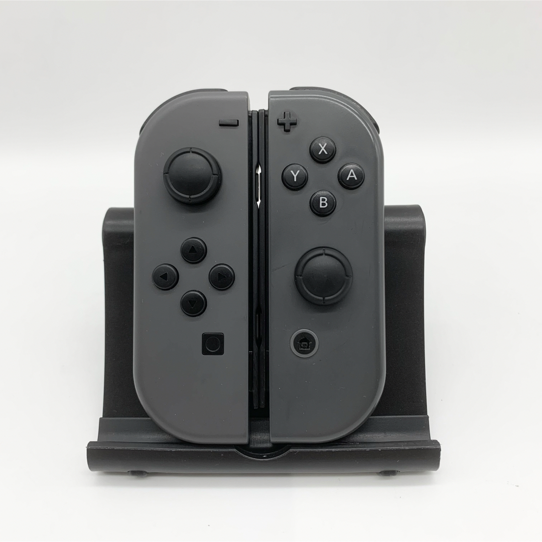 Nintendo Switch(ニンテンドースイッチ)の【限定版】Nintendo Switch 本体 モンハン 未対策機  動作良好 エンタメ/ホビーのゲームソフト/ゲーム機本体(家庭用ゲーム機本体)の商品写真