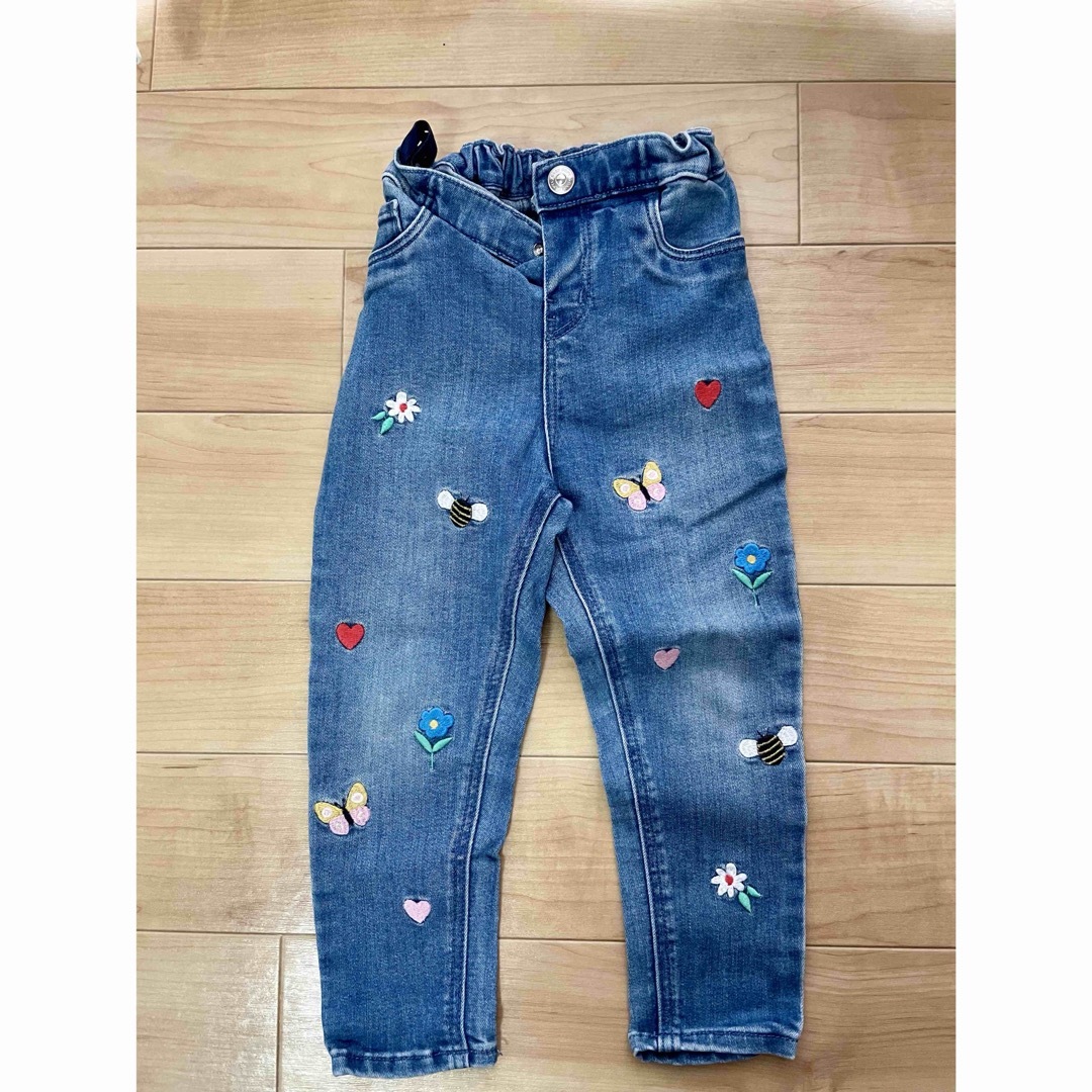 H&M キッズ パンツ ボトム デニム 刺繍 女の子 男の子 2-3Y キッズ/ベビー/マタニティのキッズ服女の子用(90cm~)(パンツ/スパッツ)の商品写真