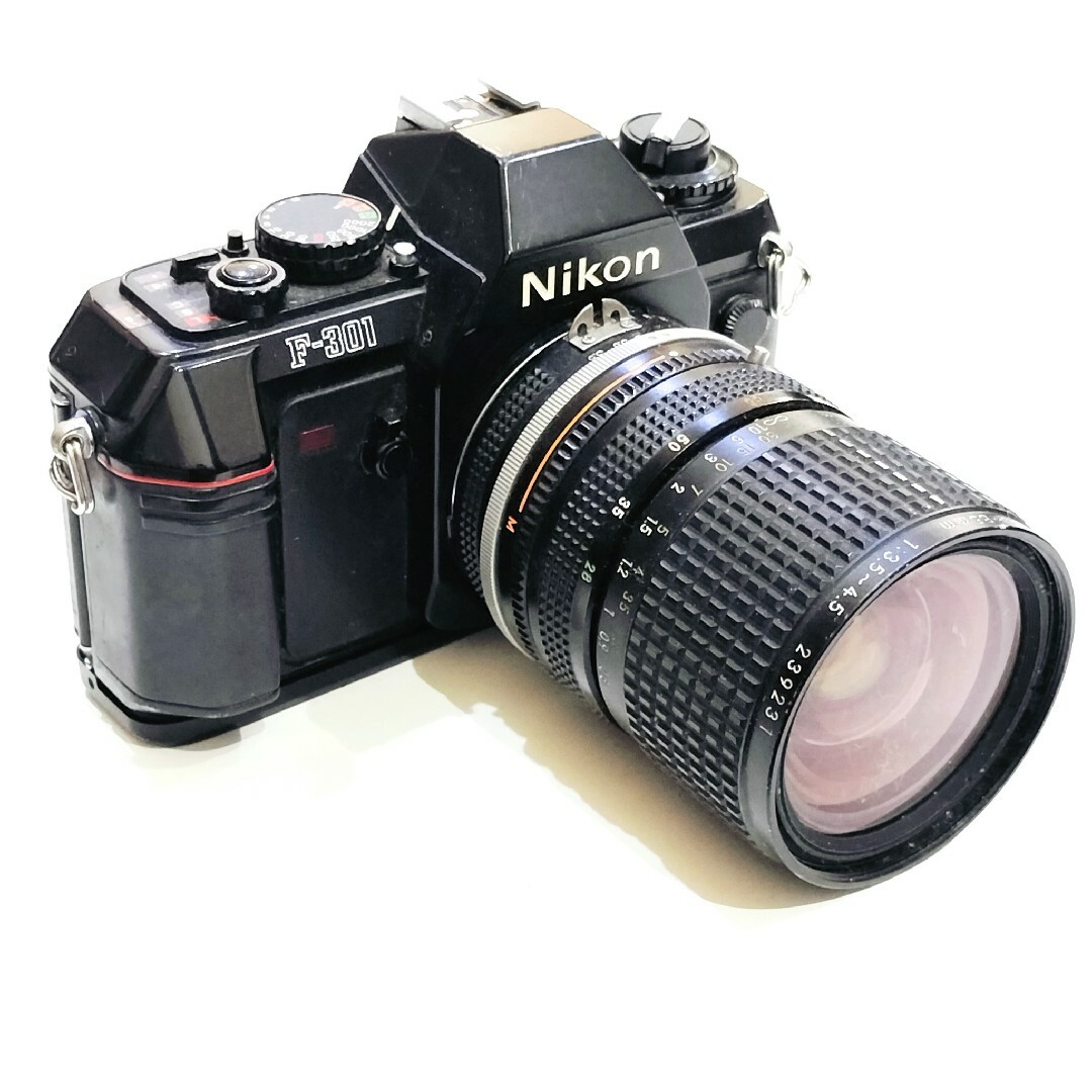 Nikon(ニコン)のNIKON　ニコン　F-301　フィルムカメラ　NIKKOR 28〜85mm スマホ/家電/カメラのカメラ(フィルムカメラ)の商品写真