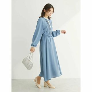 グリーンパークス(green parks)の【ブルー】ELENCARE DUE バイカラーピンタックワンピ 24SS/ノーカラー/ウエストゴム/長袖/レディース(ロングワンピース/マキシワンピース)