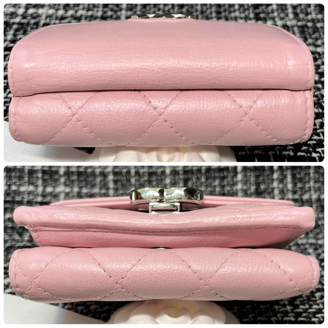 CHANEL(シャネル)のCHANEL ハーフココ ダブルココ　ミニウォレット ピンク レディースのファッション小物(財布)の商品写真