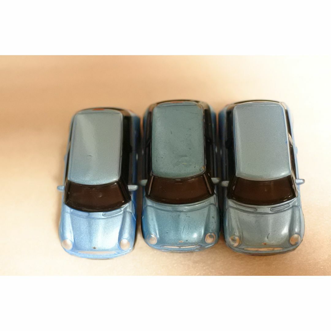 トミカシリーズ(トミカシリーズ)のトミカNO43　ミニクーパー2004　3台セット　ブルー エンタメ/ホビーのおもちゃ/ぬいぐるみ(ミニカー)の商品写真