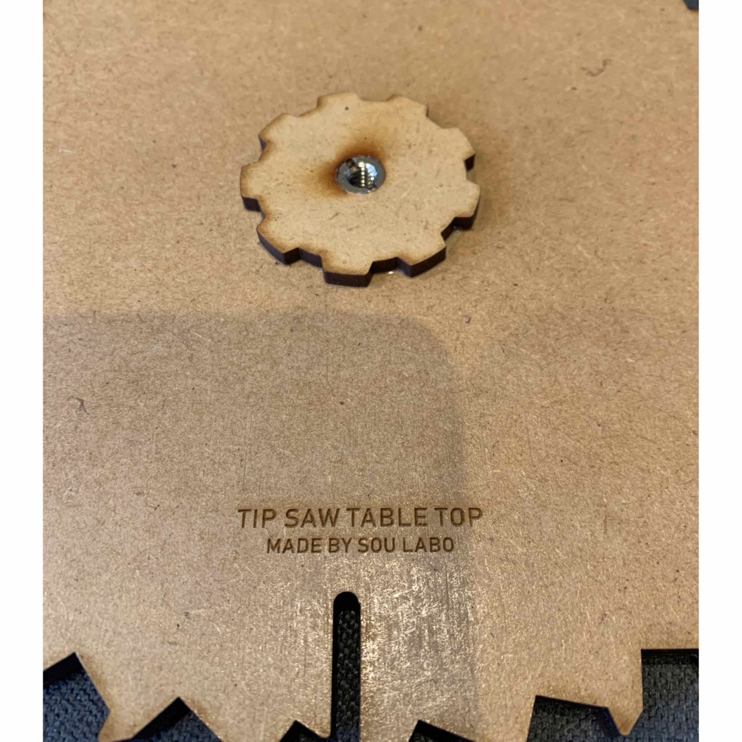 Snow Peak(スノーピーク)のsoulabo ソウラボ　TIP SAW TABLE TOP スポーツ/アウトドアのアウトドア(テーブル/チェア)の商品写真