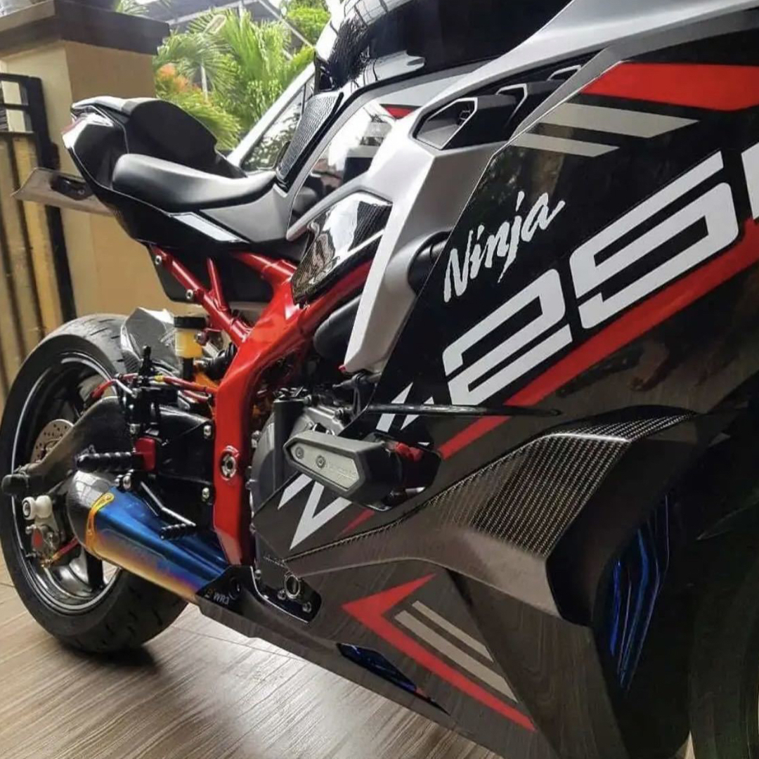 Ninja ZX-4RR ZX-25R 2020-2023 マフラー フルエキ パーツ Ninja ZX-4RR ZX-25R 2020-2023 マフラー フルエキ パーツ