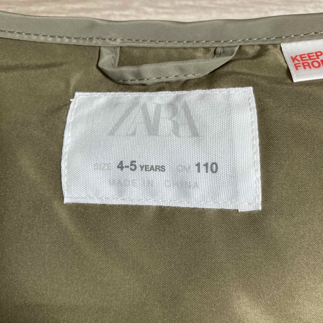 ZARA KIDS(ザラキッズ)のタグ付き未使用　ZARA  ザラキッズ　ベビー　ベスト　アウター　110cm キッズ/ベビー/マタニティのキッズ服男の子用(90cm~)(ジャケット/上着)の商品写真