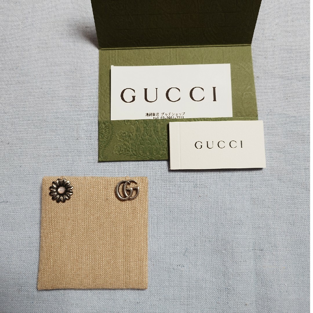 Gucci(グッチ)のグッチ　ピアス　シルバー　フラワー　ピンク レディースのアクセサリー(ピアス)の商品写真