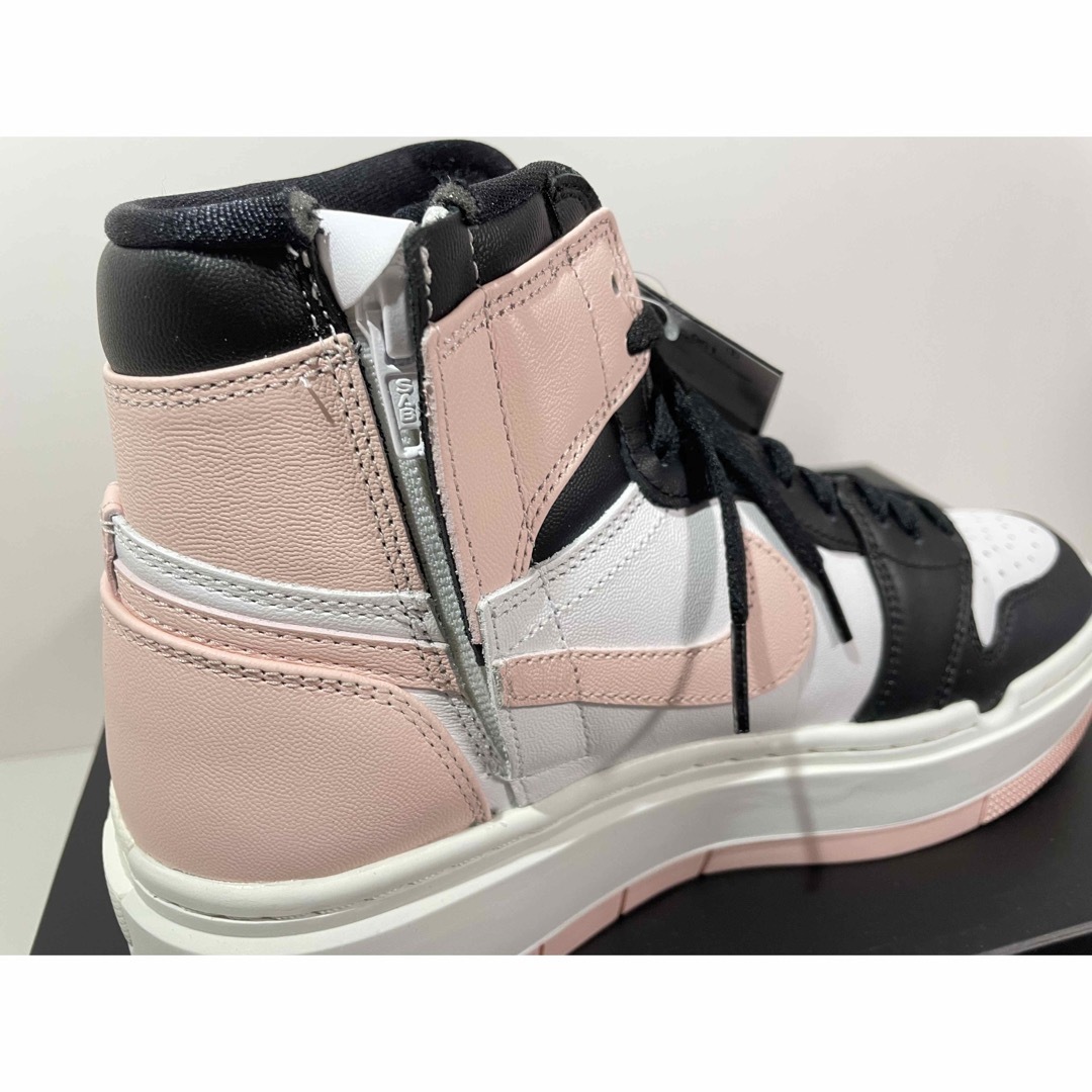 Jordan Brand（NIKE）(ジョーダン)の【新品】27㎝　NIKE ウィメンズ エアジョーダン1 エレベートハイ レディースの靴/シューズ(スニーカー)の商品写真