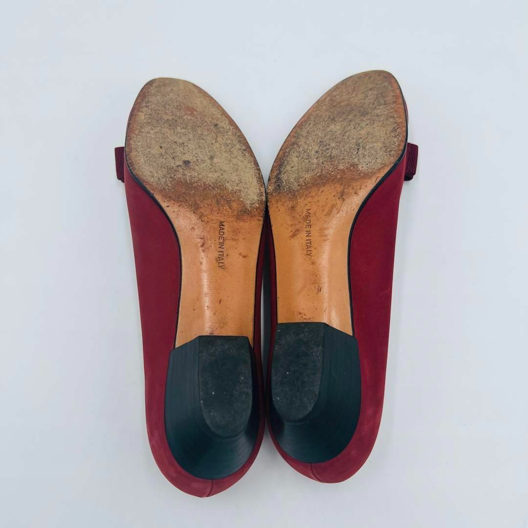 Salvatore Ferragamo(サルヴァトーレフェラガモ)の極美品 Ferragamo フェラガモ ヴァラリボン パンプス チャンキー 赤 レディースの靴/シューズ(ハイヒール/パンプス)の商品写真