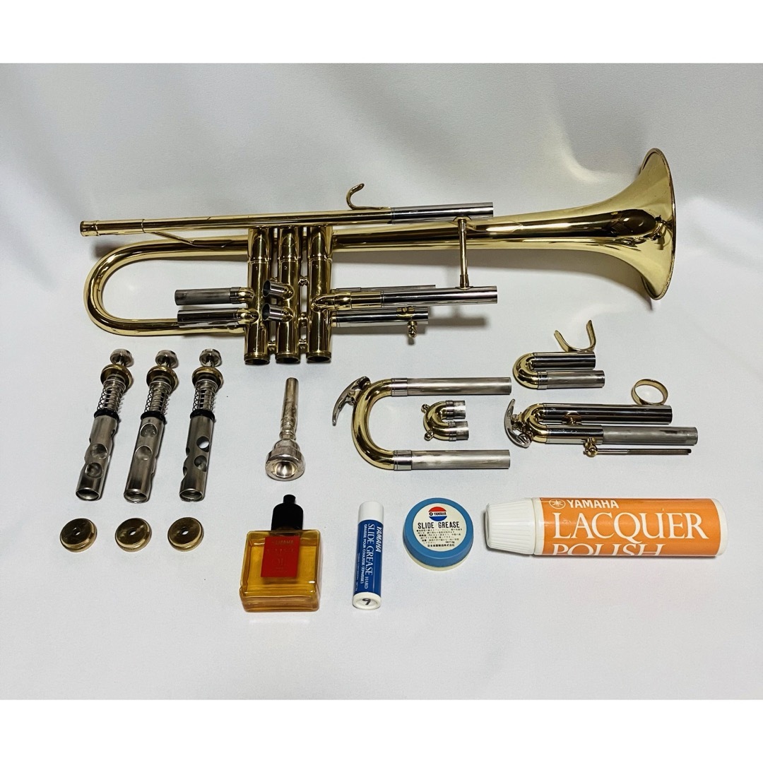 ビンテージ品 SWALLOW トランペット 管楽器 ゴールド 彫刻あり ビンテージ品 SWALLOW トランペット 管楽器 ゴールド 彫刻あり