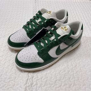 ナイキ(NIKE)のウィメンズ  ナイキ ダンク LOW LX ゴージグリーン　オーストリッチ(スニーカー)