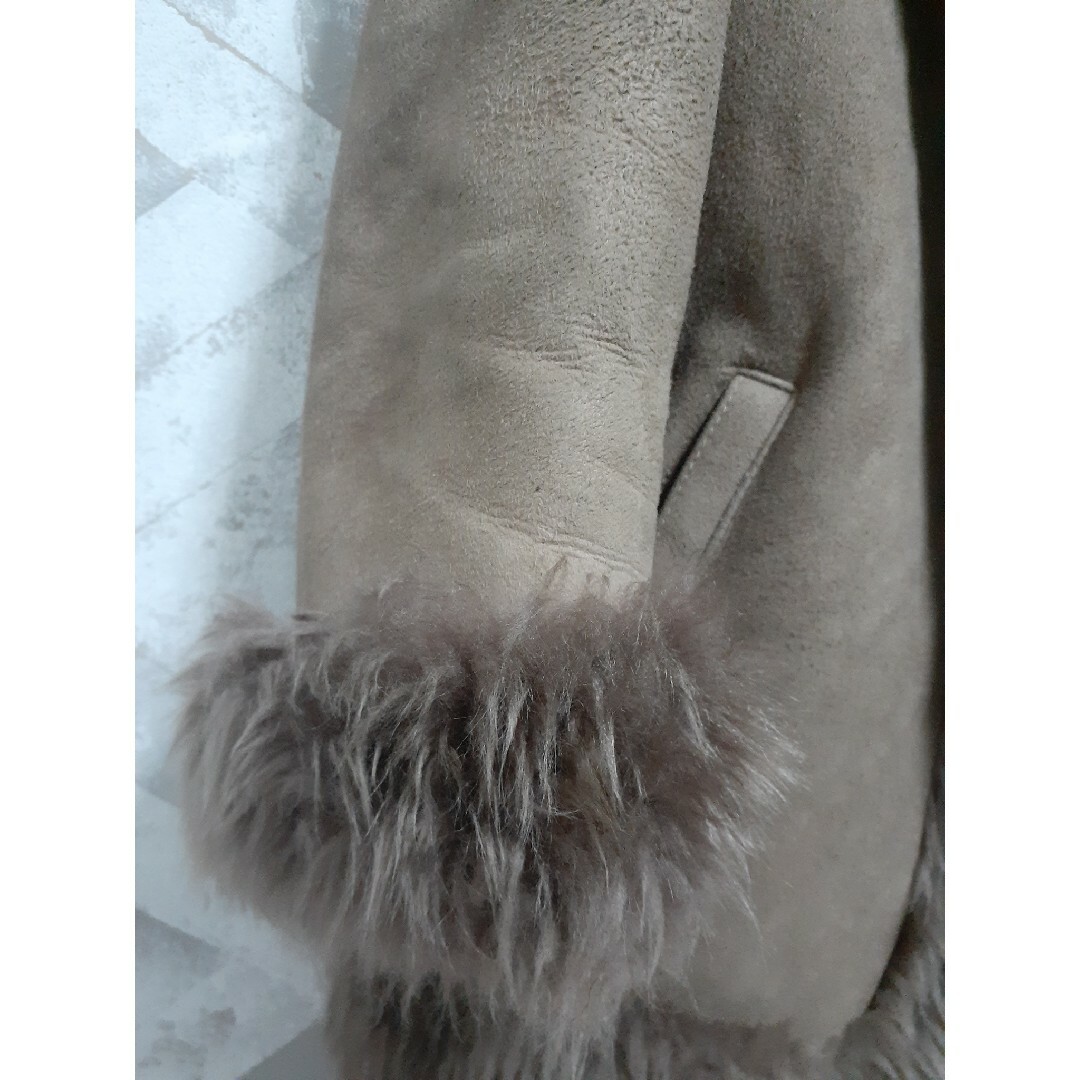 HIROKI  ファー&レザーファッション　ムートンジャケット レディースのジャケット/アウター(毛皮/ファーコート)の商品写真