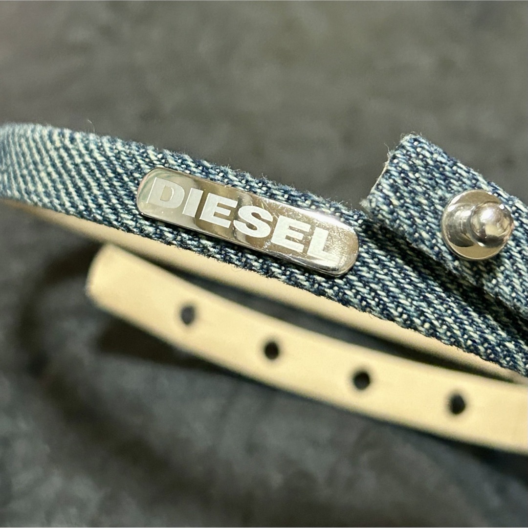 DIESEL(ディーゼル)のdiesel  デニム生地ブレスレット　メンズ　ディーゼル メンズのアクセサリー(ブレスレット)の商品写真