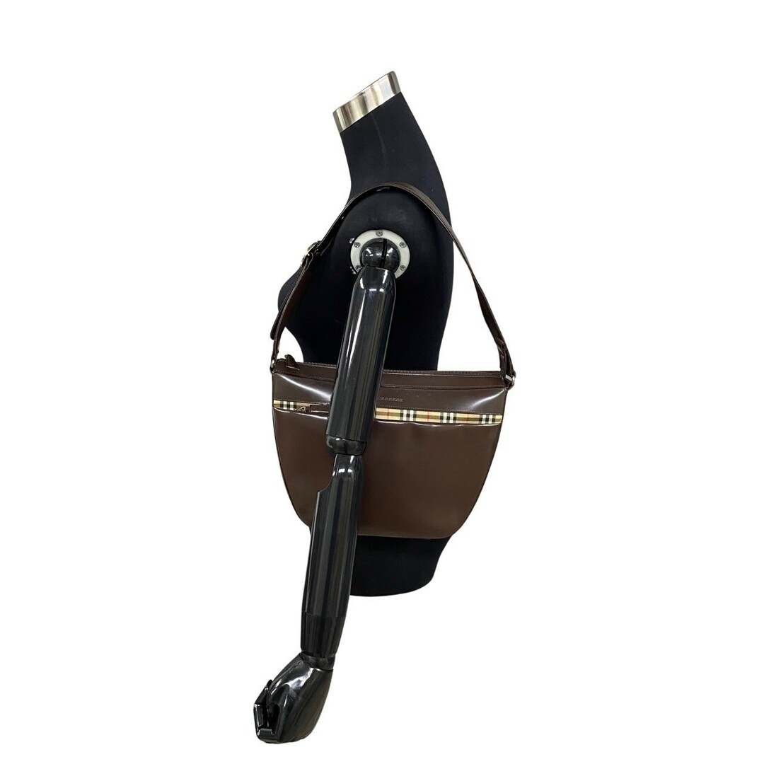 BURBERRY - 極 美品 BURBERRY バーバリー ノバチェック 柄 ロゴ レザー BURBERRY - 極 美品 BURBERRY バーバリー ノバチェック 柄 ロゴ レザー