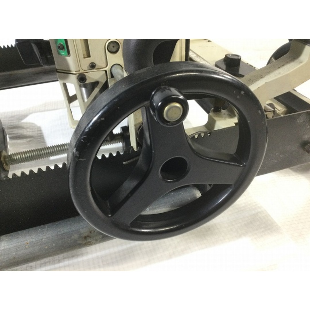 Makita - ☆中古品☆ makita マキタ 100V 大入レルータ 2517N Makita - ☆中古品☆ makita マキタ 100V 大入レルータ 2517N