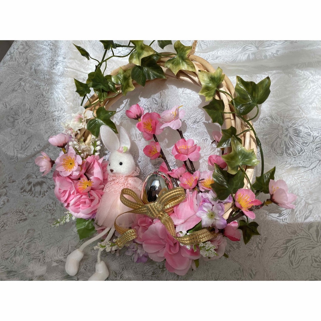 春のリース　イースター　桃　ウサギ　卵　エッグ　薔薇　玄関　ピンク ハンドメイドのインテリア/家具(インテリア雑貨)の商品写真