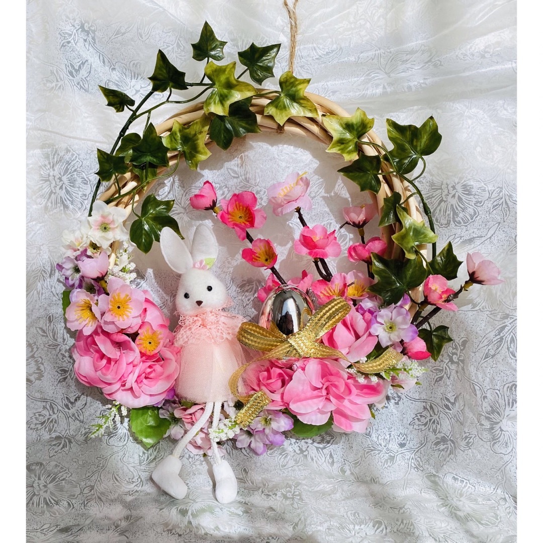 春のリース　イースター　桃　ウサギ　卵　エッグ　薔薇　玄関　ピンク ハンドメイドのインテリア/家具(インテリア雑貨)の商品写真