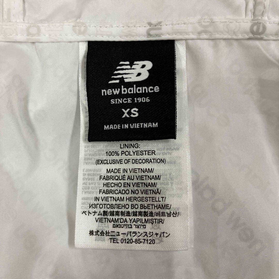 New Balance(ニューバランス)の即決 new balance ニューバランス ナイロンジャケット WJ11529 レディースのジャケット/アウター(ナイロンジャケット)の商品写真